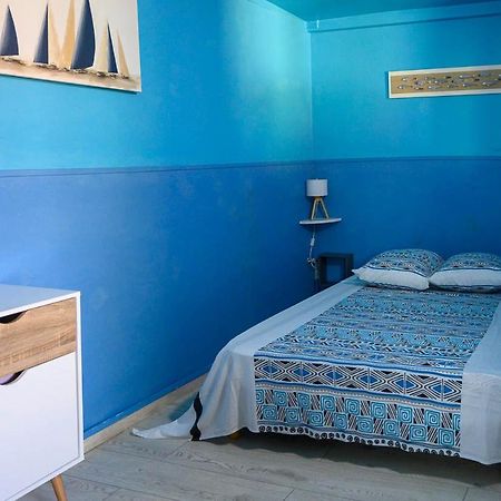 Les Bungalows Meubles Du Pharest Sainte-Suzanne Eksteriør bilde